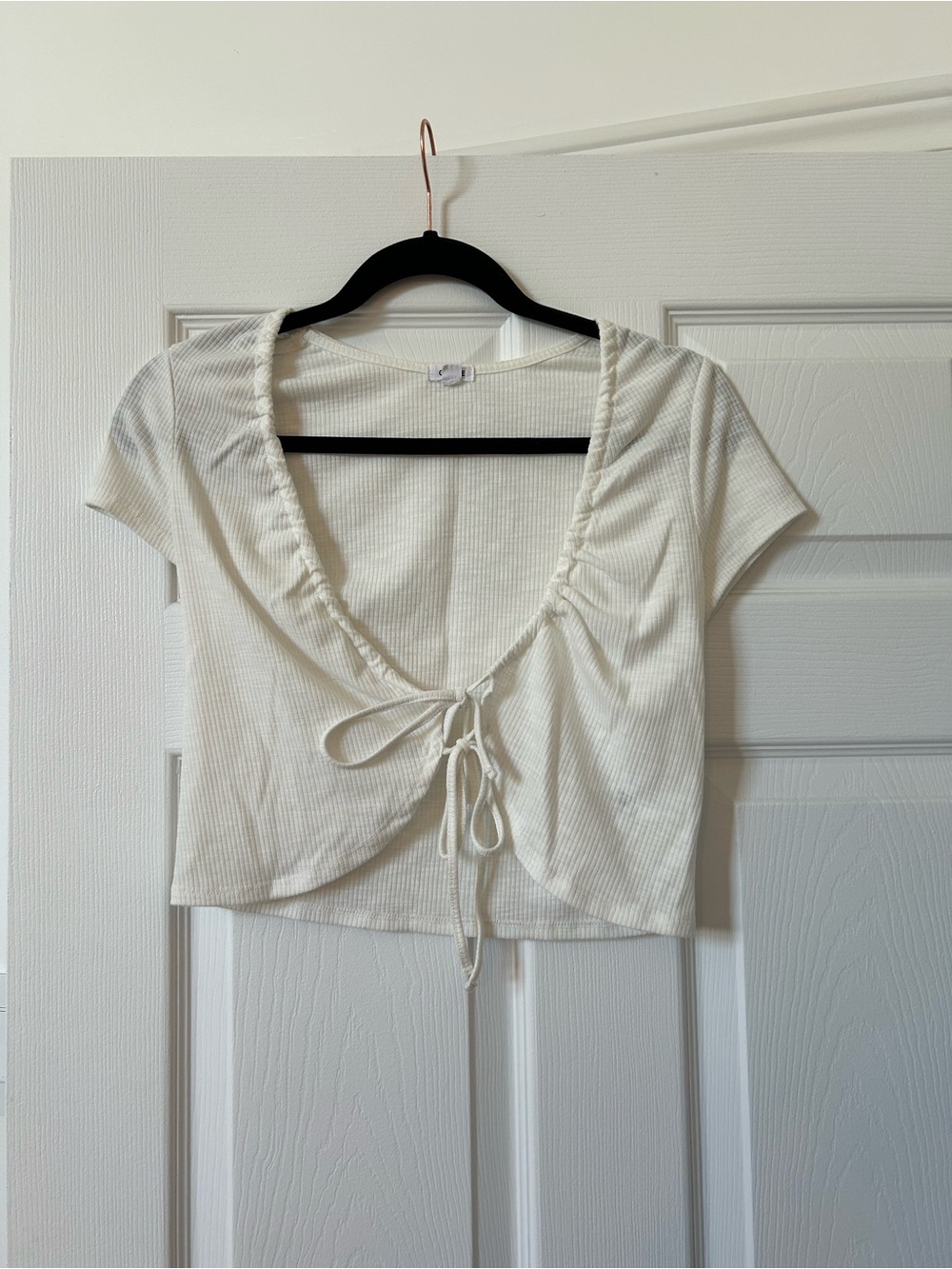 Garage White Ribbed Tie-Front Crop Top